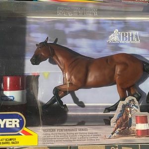 Breyer Scamper NIB